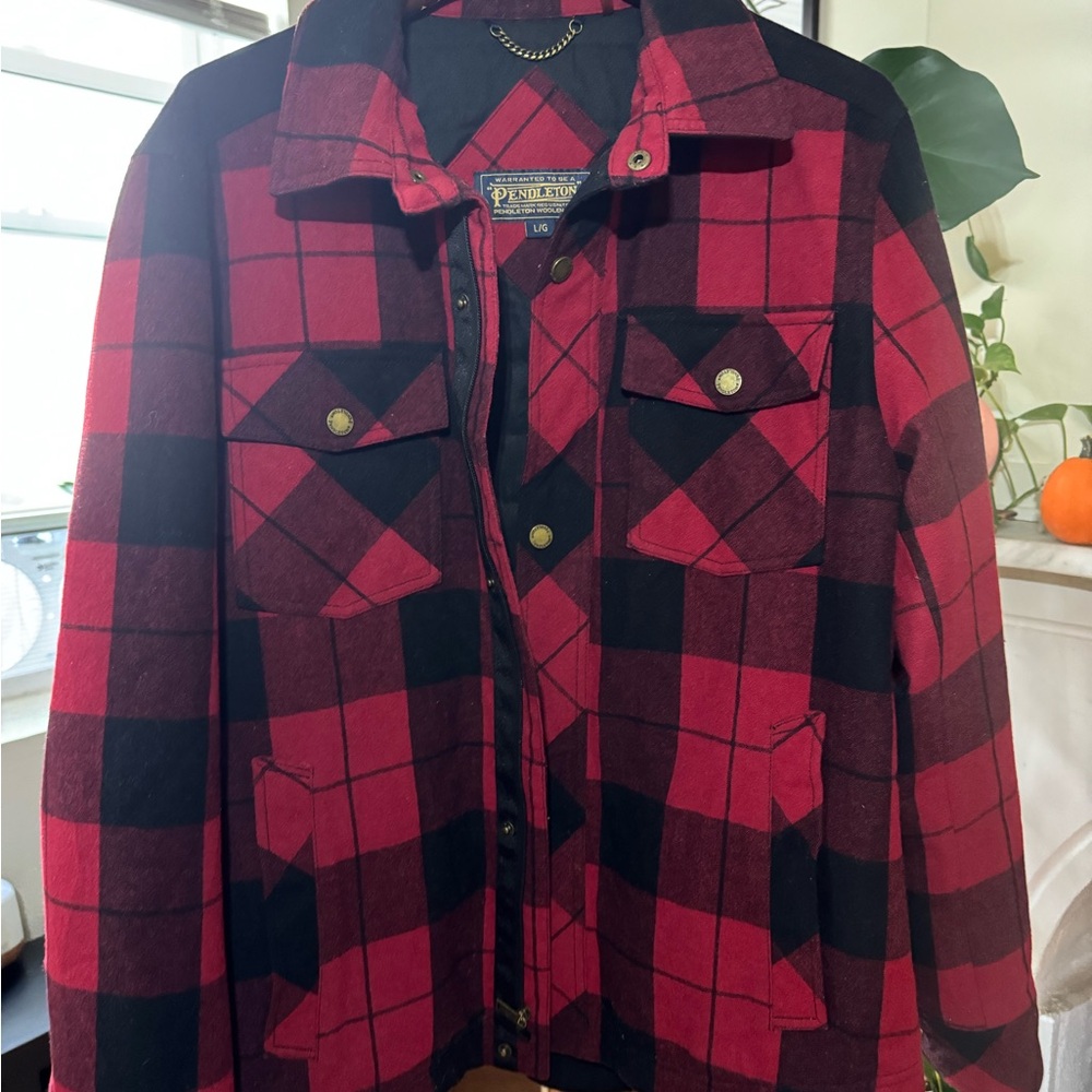 Pendleton Men's Red and Black Coat